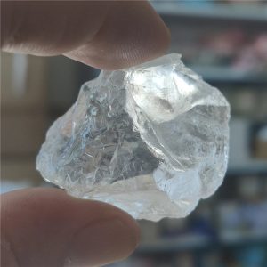 Natural White Crystal Quartz Stone – Healing Rough Mineral Specimen for Feng Shui & Home Decoration