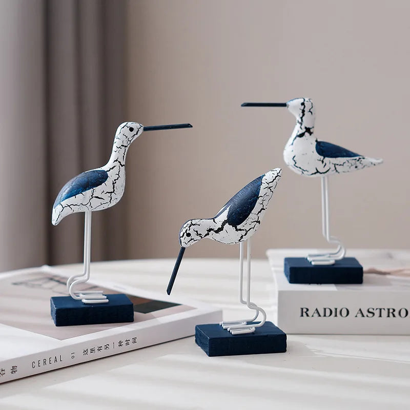 3pcs Wooden Seagull Figurine Set – Nautical Coastal Ornaments for Beach-Themed Home & Garden Decor