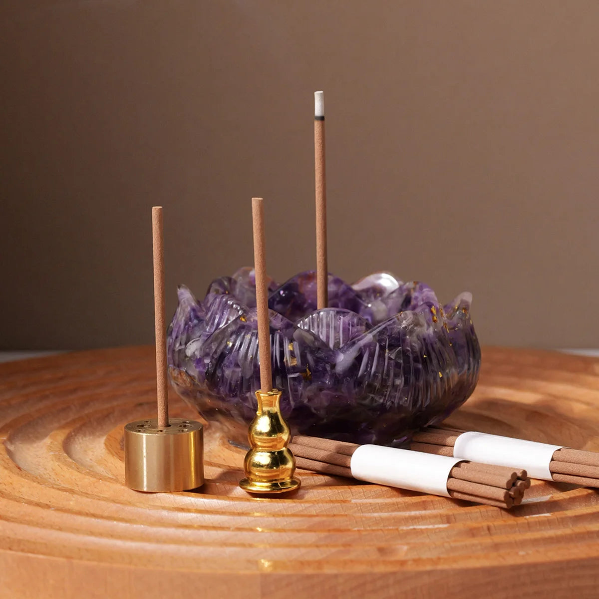 Natural Crystal Dropper Resin Cornucopia Gift Set – Reiki Candle Base & Aromatherapy Healing Decoration - Image 4